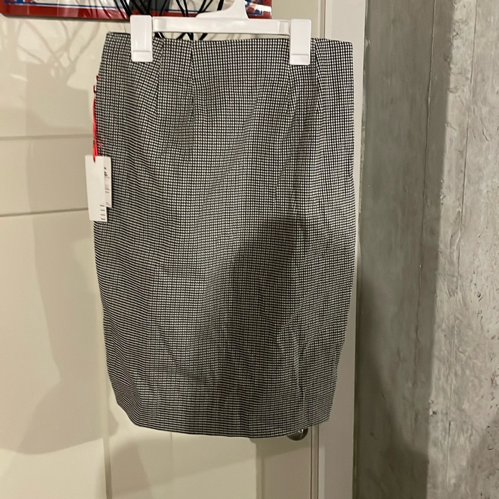 Work new with tags skirt!!